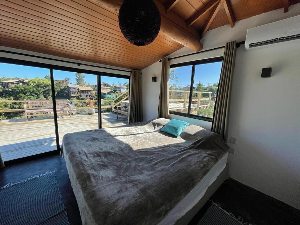 Villa Santorini Praia do Rosa com piscina e jacuzzi Esterno foto
